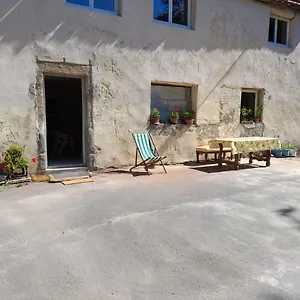 Hébergement de vacances Maisons Du Père Paille