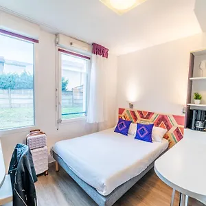 Apartahotel Montempo Lyon Viviani, Vénissieux